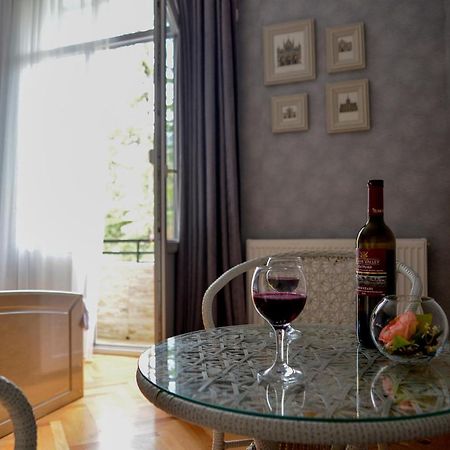 Hotel Victoria Боржоми Екстериор снимка