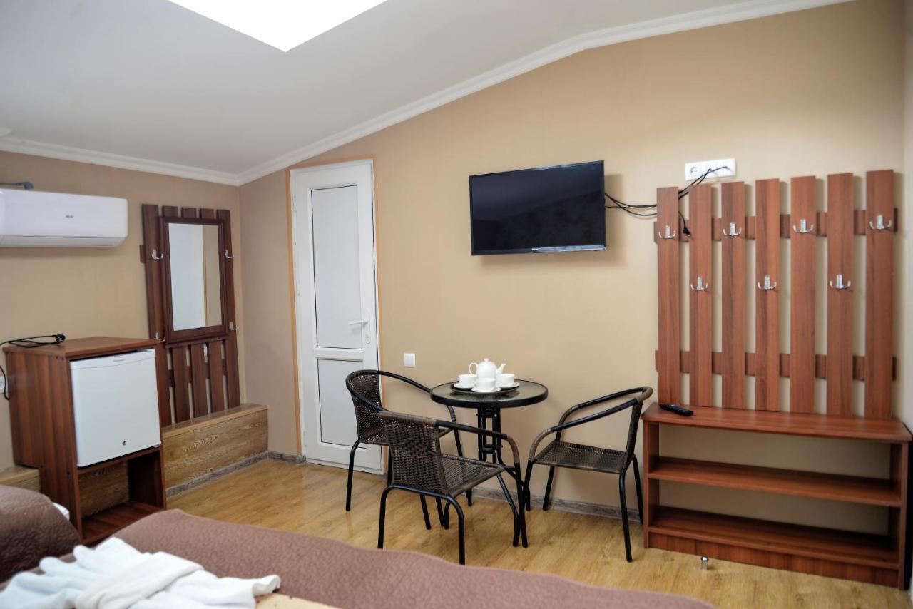 Hotel Victoria Боржоми Екстериор снимка