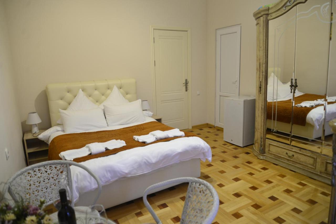 Hotel Victoria Боржоми Екстериор снимка