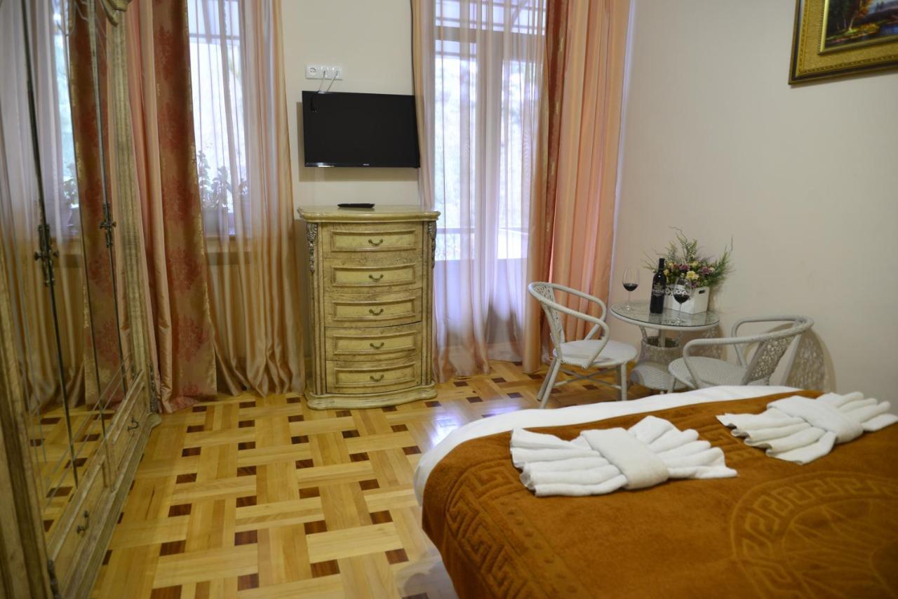 Hotel Victoria Боржоми Екстериор снимка