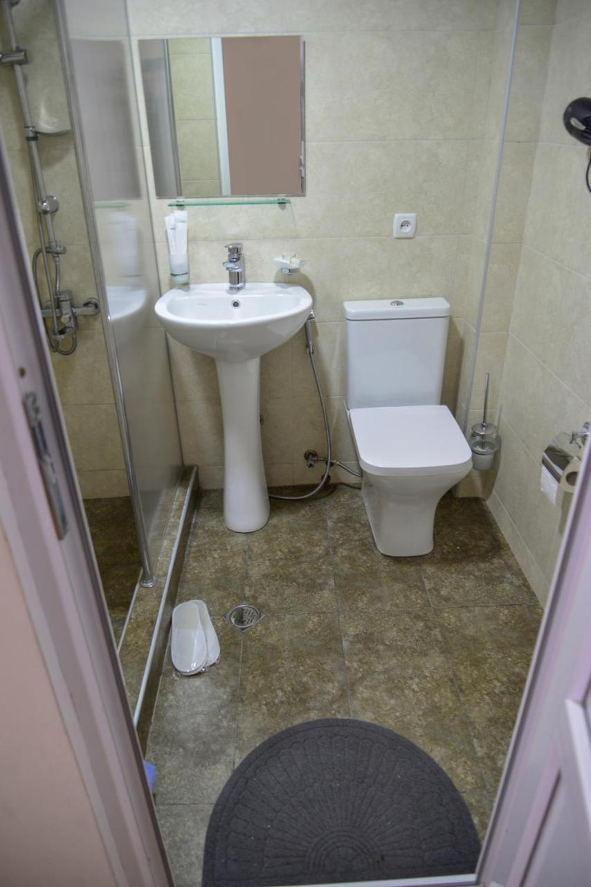 Hotel Victoria Боржоми Екстериор снимка