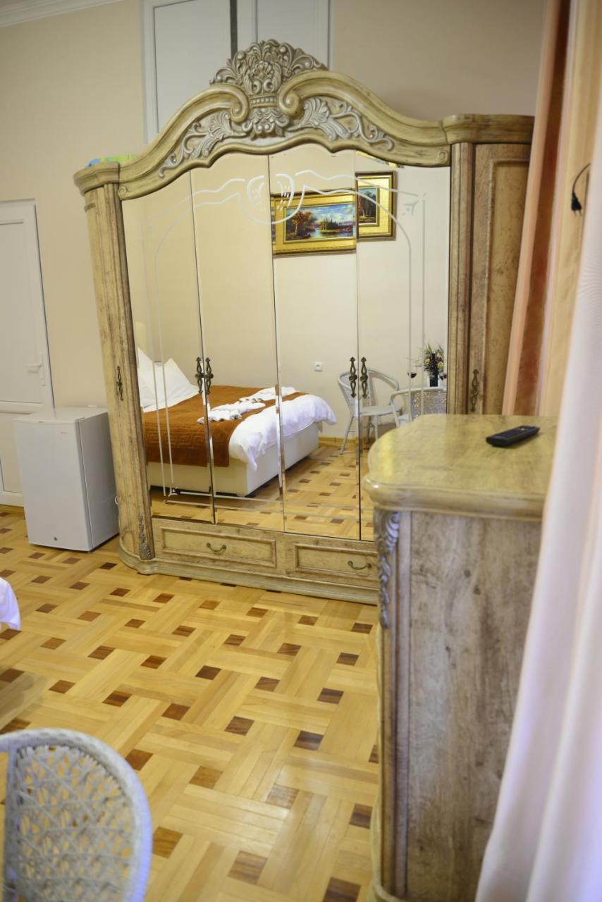 Hotel Victoria Боржоми Екстериор снимка