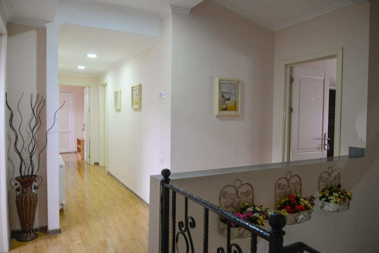 Hotel Victoria Боржоми Екстериор снимка